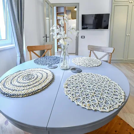 Charming & Cosy Hideaway Apartment *